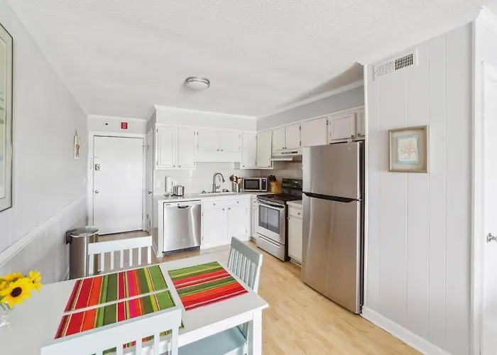 Right Across Beach Pool View Private Balcony By Zen Living Short Term Rental